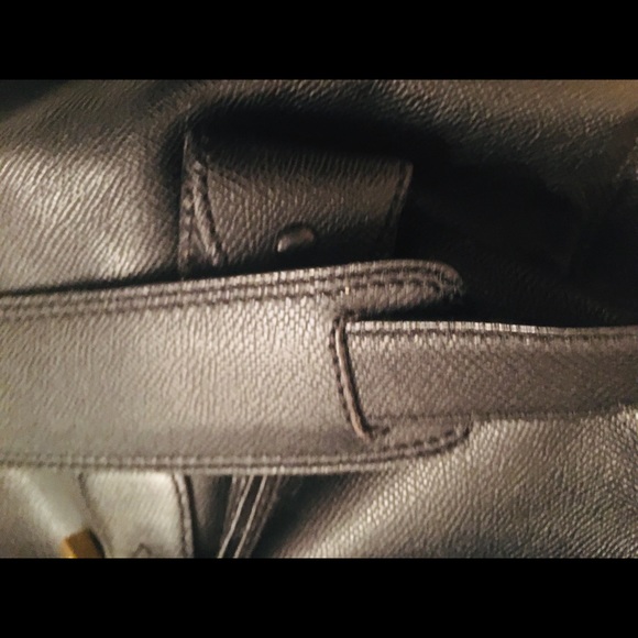 CHANEL XXL 100% AUTH leather Boston travel/gym bag - Picture 12 of 14